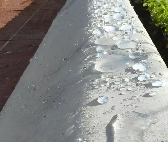 临桂硅烷浸渍涂料在混凝土保护中的应用